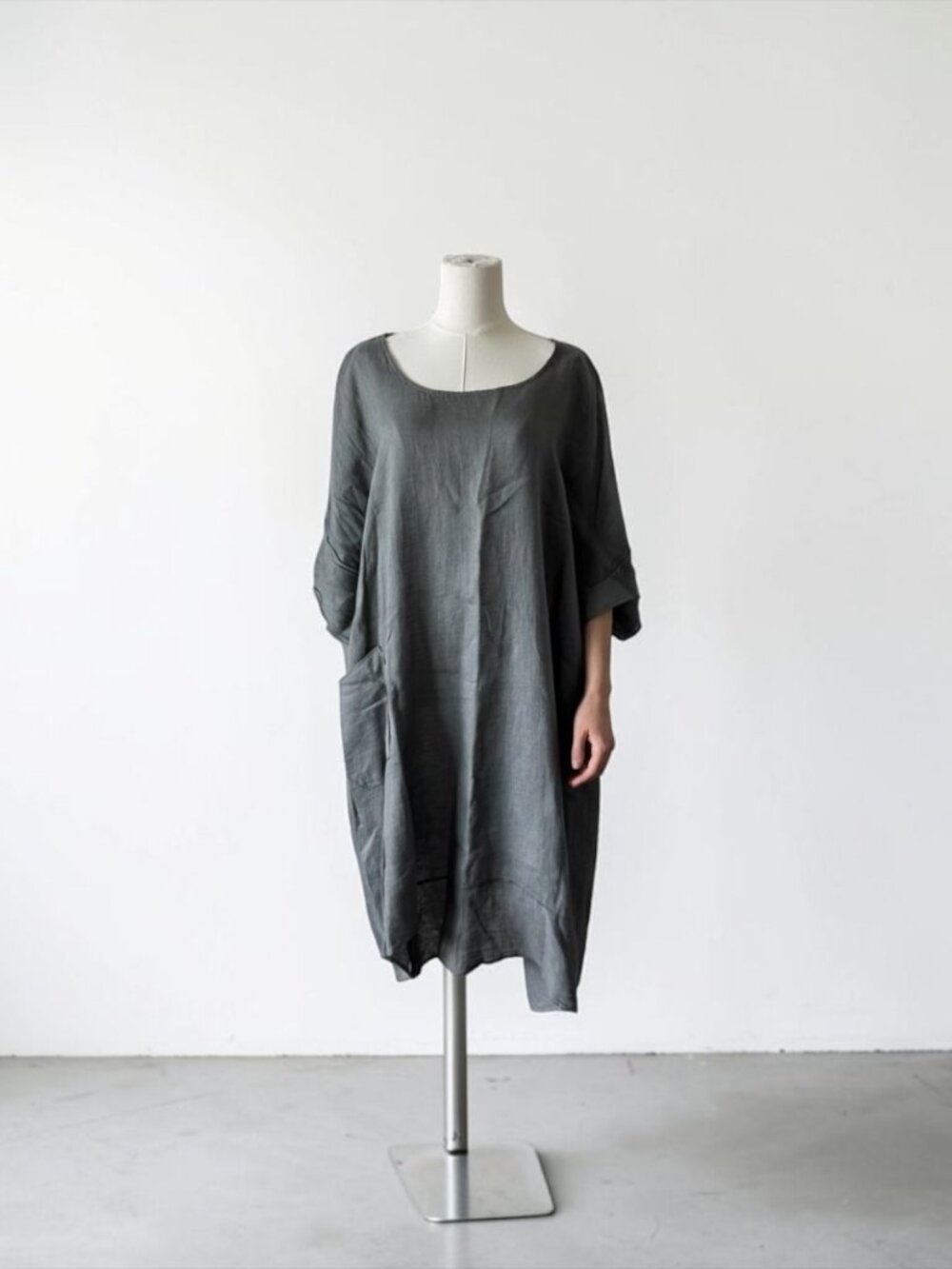 Greek Linen Cocoon Dress – Slate Gray – One Size - Picture 7 of 7